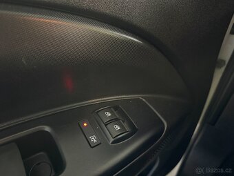 Opel Combo 1,4 70kW,SERVISKA,2.MAJITEL - 9