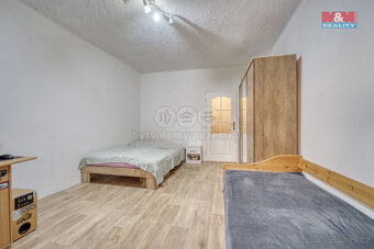 Prodej bytu 3+1, 80 m², Karlovy Vary, ul. Sokolovská - 9