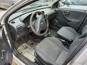 Opel Corsa 2001 C 1,0i a něco i 1,7DTi - pouze dily - 9