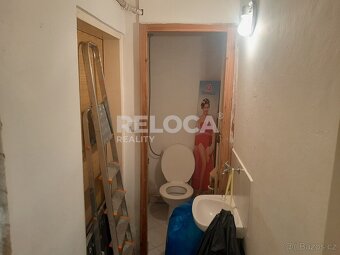 Pronájem obchodních prostor, 75m2, Slaný, Soukenická, výloha - 9