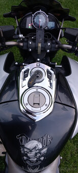 Prodám motocykl Suzuki GSX 1300 B-King - 9