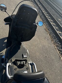 Aprilia Scarabeo 500 - 9