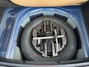 Scala 1,0tsi DSG,59tis.km,2022,1.maj.Čr,odpočet dph - 9