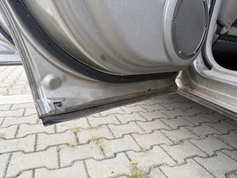 Nissan X-trail 2.2dCi 100kW - r.v. 7/2005 - náhradní díly - 9