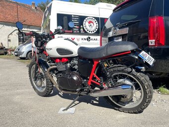 Triumph Thruxton - 9
