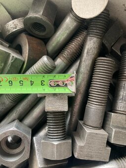 upínky - kameny - šrouby - 9