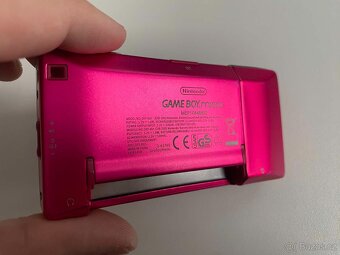 GameBoy Micro (Pink) - 9