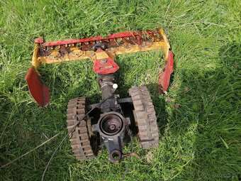 Prodám sestavu Vari, motor 2T Jikov, perfektní starty, převo - 9