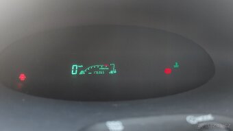 Toyota Yaris 2004 - 9