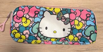 Krásný čtyř dílný set batůžek Hello kitty - 9