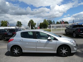 Peugeot 308 1.6i 88kW 1.majitel, 60tkm Digi.klima - 9