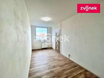 Pronájem 2+1 po rekonstrukci, SNP, Zlín, IHNED - 9