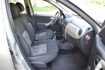 Dacia Sandero 1,4 i PO SERVISU,SUPER STAV - 9