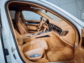 Porsche Panamera 4S L Executive facelift 309kw - 9