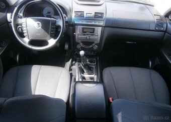 SsangYong Rexton 2.0XDi,4x4,7 míst,2x kola nafta manuál - 9