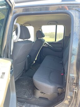 Navara D40 - 9