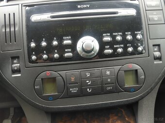 PRODÁM FORD C-MAX - 9