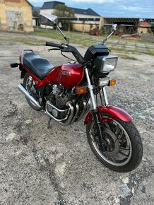 Yamaha XJ 750 Seca - 9