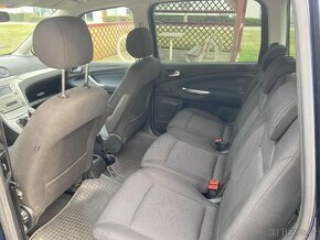 Ford Galaxy - 9