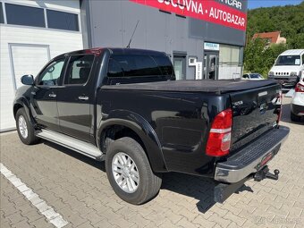 Toyota Hilux 3,0 D-4D Double Cab 4x4 (2014) - 9