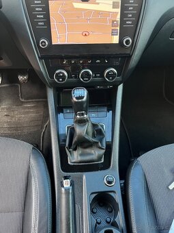 Škoda octavia 3 combi facelift - 9