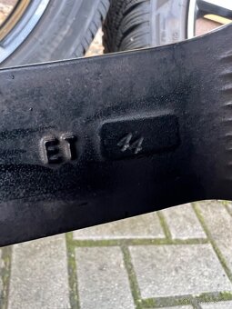 Zmni sada ALU kol 235/45 R18 - 9