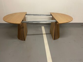 Rozkládací jídelní stůl Osaka - 9