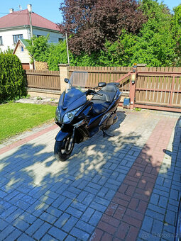 Skútr Honda SW-T400 - 9