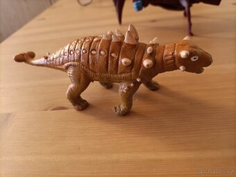 Dinosauři, transformers - 9