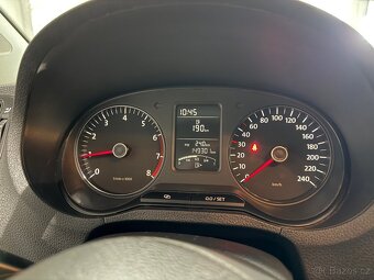 Volkswagen Polo 1,2 i VÝHŘEV HEZKÝ STAV STK - 9