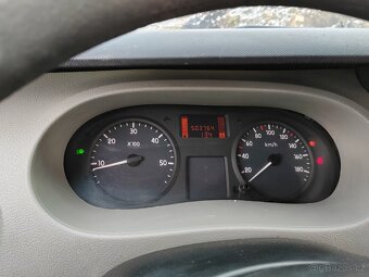 Renault Master 2,5 TDI 107Kw - 9