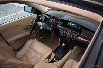 Bmw E61 530d/xDrive/2006/170kW/Automat/Kůže/Panorama/326tkm - 9