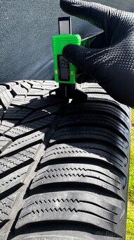 BMW originál alu sada 22” X5,X6 275/35/22-315/30/22 - 9