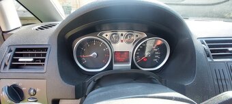 Ford Cmax - 9