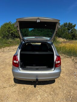 Škoda Fabia Combi 1.4 16V, 63 kW, Ambiente - 9