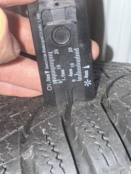 Audi kola r17 + zimní pneu Nexen 225/50 - 9