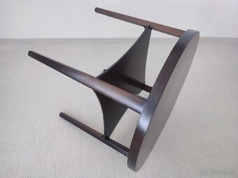 STAROŽITNÝ KONFERENČNÍ STOLEK. - 9