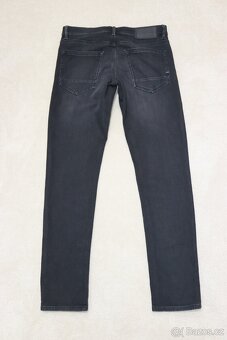 Pánské džíny BOSS 010 Charleston Slim Fit w31/30 - 9