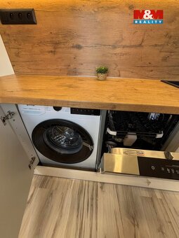 Prodej bytu 3+1, 57 m², Karviná, ul. Sovova - 9