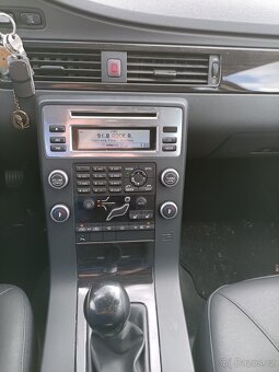 Volvo V70 2,4D - 9