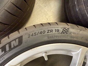 Sada kol + pneu 19" BMW M5 F10 F11 408M - 9