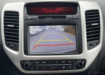 Kia Venga 1.4 CVVT NAVI KAMERA ČR 1.MAJ. manuál 66 kw - 9