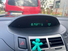 Prodám Toyota Yaris - 9