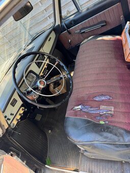 Tatra 603 - 9
