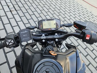 KTM DUKE 890 Black edition - 9