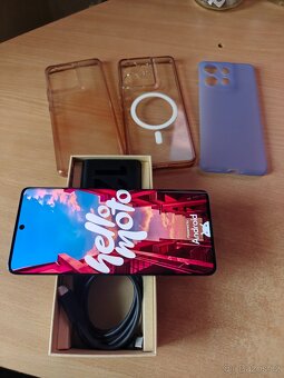 Motorola Edge 50 Pro 12GB/512GB 2roky+ záruka Top Stav - 9