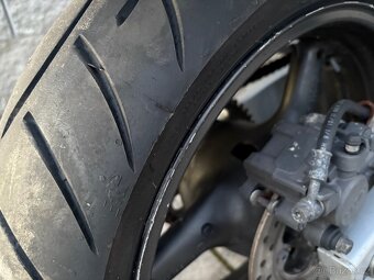 Honda CB Hornet 600 2002 - 9