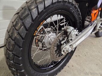 KTM 690 Enduro R - 9