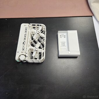 Selfie dron HOVERAir x1 - 9