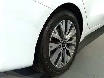 Kia Ceed 1.6 GDI 99KW Kombi Benzín TAŽNÉ REZERVOVÁNO - 9